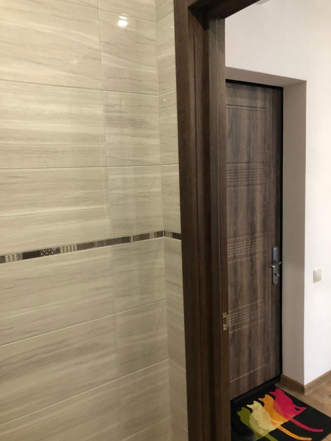 Квартира С Двумя Комнатами В Ж/К Атлант Dnipro Ngoại thất bức ảnh